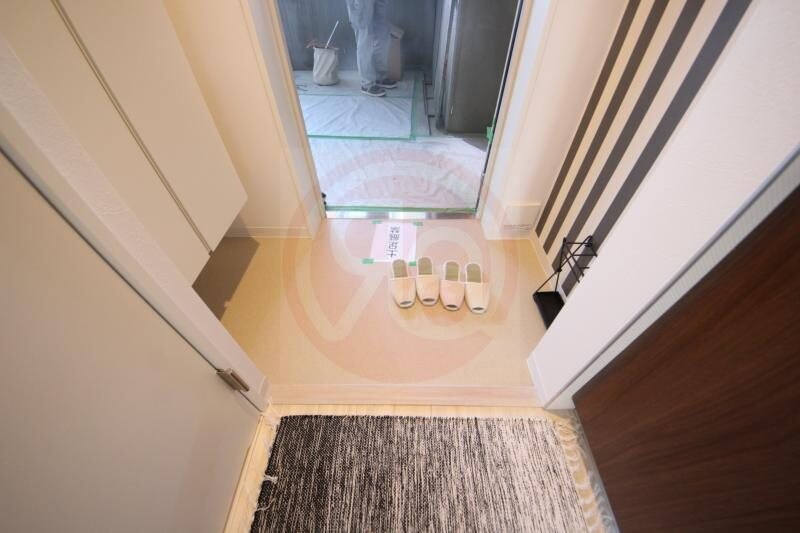 物件内観写真16　(落ち着いた玄関です)