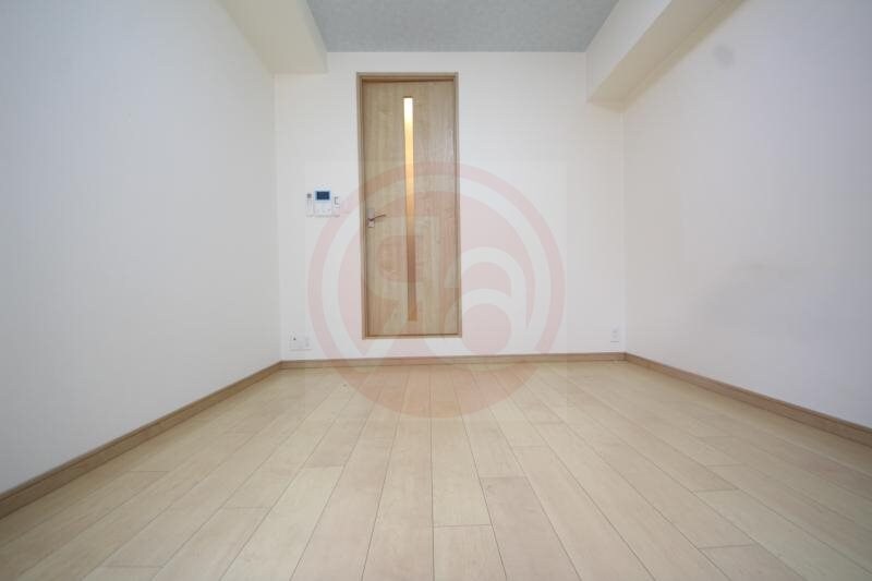 物件内観写真10　(内装は落ち着いています)