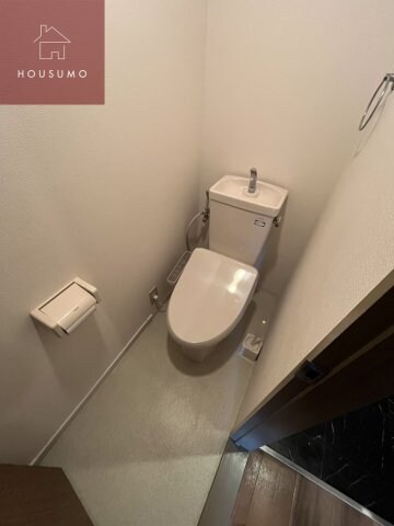 物件内観写真10　(落ち着いたトイレです)