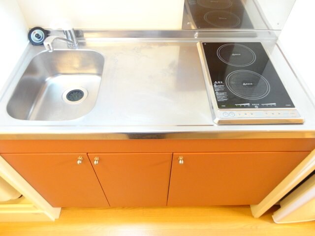 物件内観写真6　(電気コンロ２口付)