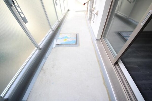 バルコニー(バルコニーがあります)