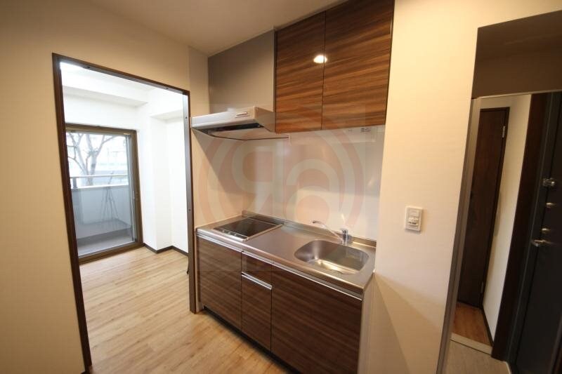 物件内観写真8　(使いやすいキッチンです)