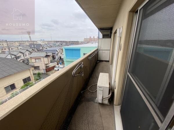 物件内観写真12　(バルコニー付きです)