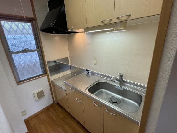 物件内観写真6　(きれいなキッチンです)