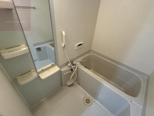 物件内観写真7　(落ち着いた空間のお風呂です)