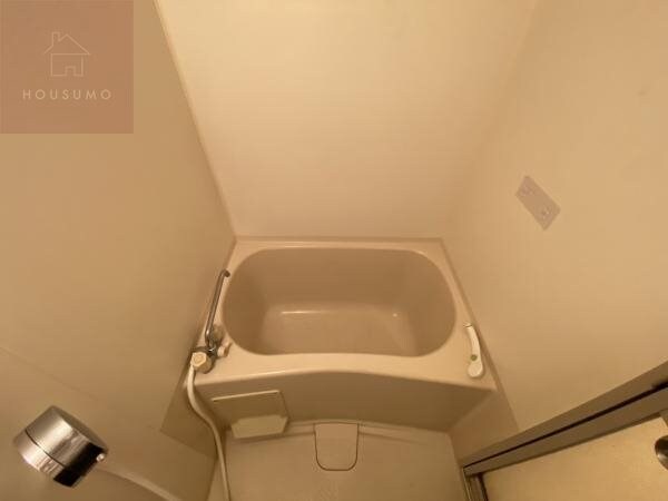 物件内観写真18　(コンパクトで使いやすいお風呂です)