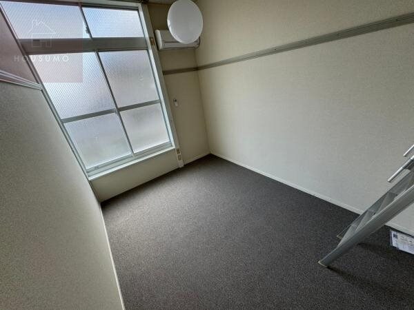 物件内観写真5　(リビングです)