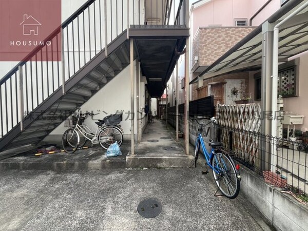 エントランス(毎日通るエントランスはこのようになっています)