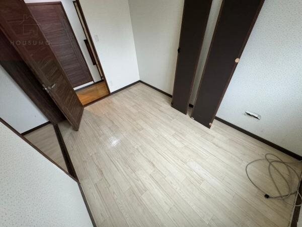 洋室(広々とした洋室です)