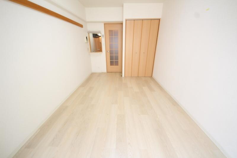 物件内観写真5　(ゆったり過ごせるリビングです)