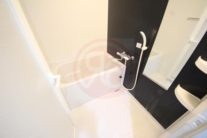 物件内観写真10　(落ち着いた空間のお風呂です)