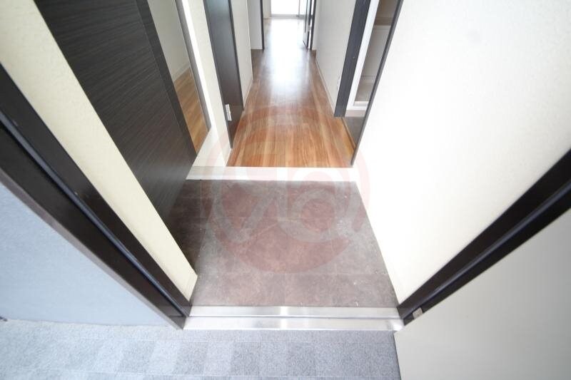 物件内観写真17　(シンプルで使いやすい玄関です)