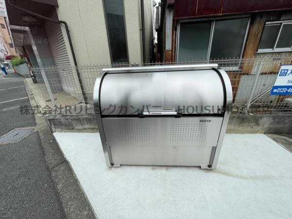 建物設備(敷地内ごみ置き場です)