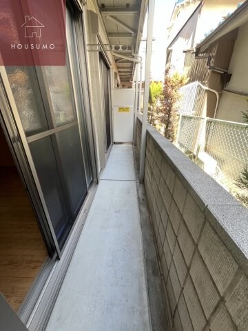 物件内観写真14　(お洗濯にも便利なバルコニー付き)