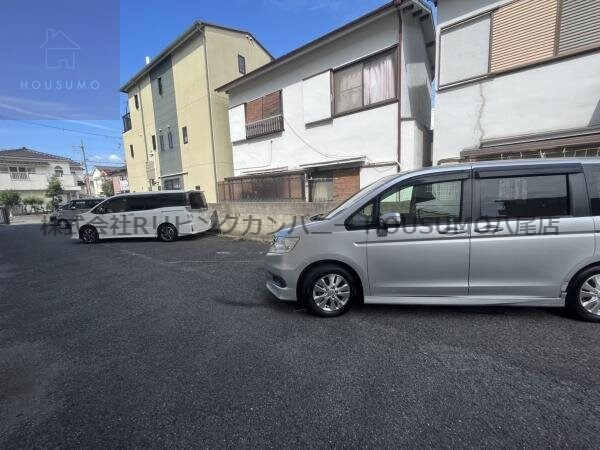 駐車場(駐車場完備です)