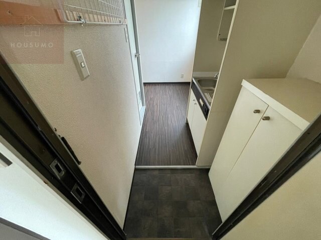 物件内観写真8　(きれいな玄関です)