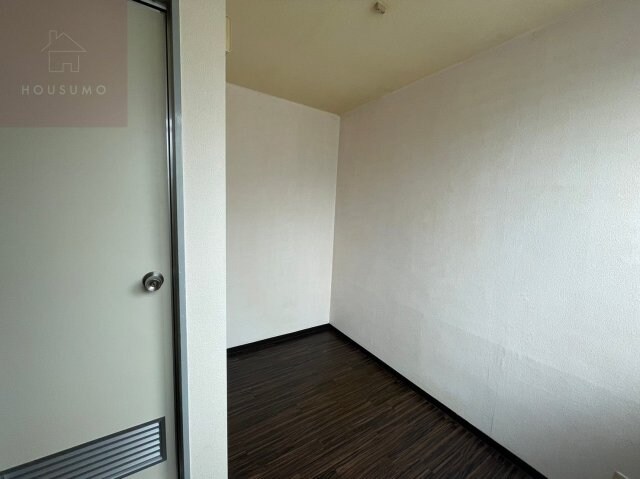 物件内観写真21　(使い勝手のいい洋室です)