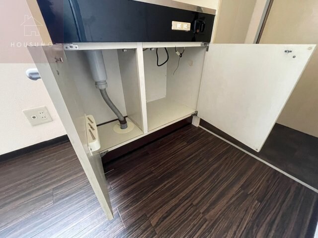 物件内観写真24　(収納スペース豊富です)