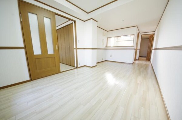 居室(ゆったりとしたリビングです)