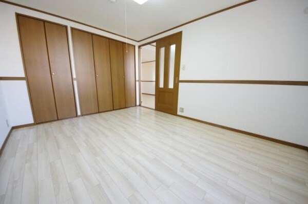 寝室(寝室にぴったりのお部屋です)