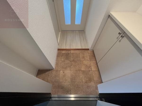 玄関(落ち着いた玄関です)