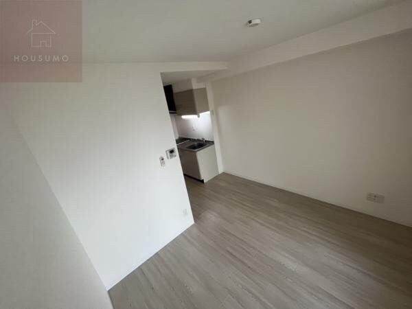 物件内観写真16　(使いやすい居間です)