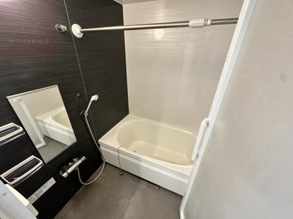 物件内観写真6　(コンパクトで使いやすいお風呂です)