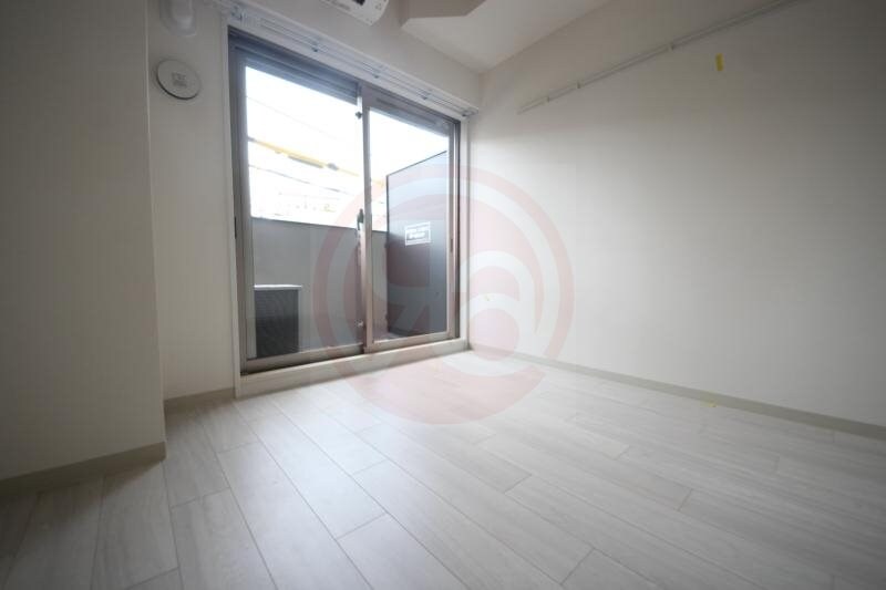 物件内観写真12　(使い勝手のいい寝室です)