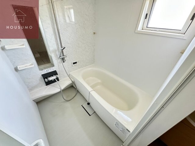 物件内観写真8　(きれいなお風呂です)