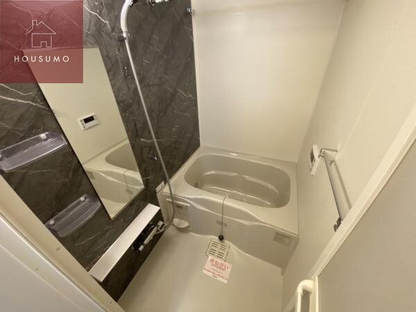 浴室(きれいなお風呂です)