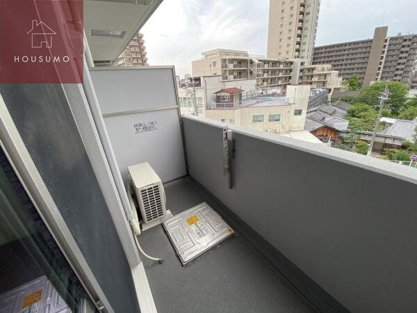 物件内観写真12　(お洗濯にも便利なバルコニー付き)