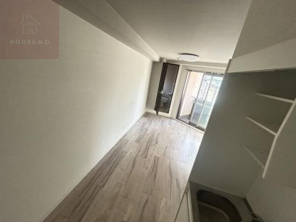 物件内観写真16　(ゆったりとしたリビングです)