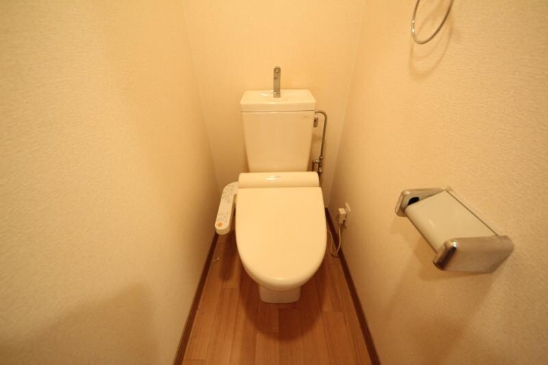 物件内観写真7　(トイレもきれいです)