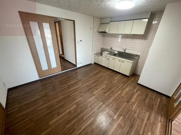 物件内観写真16　(リビングです)