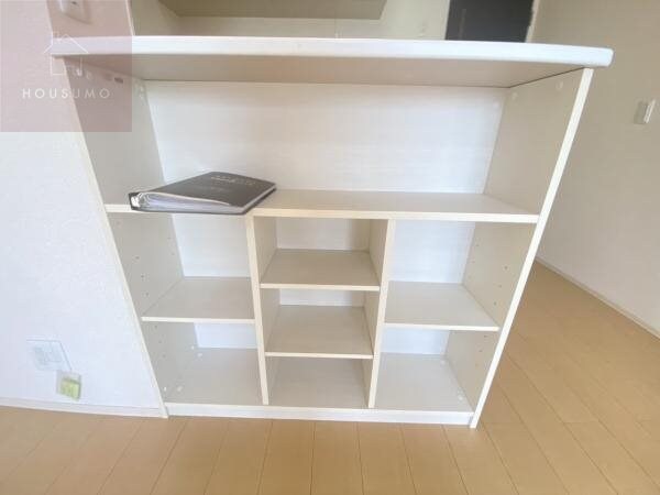 物件内観写真28　(収納スペース豊富です)