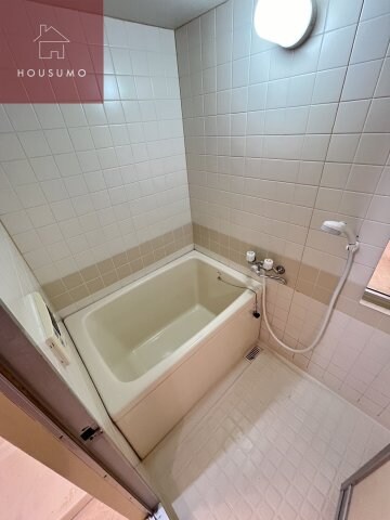 物件内観写真6　(きれいなお風呂です)