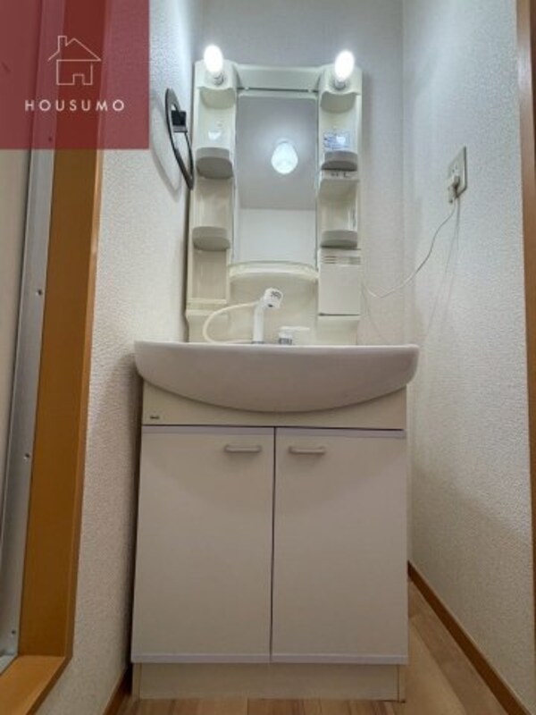 洗面・脱衣所(同施工会社・同型モデルの室内です。（参考写真・イメージ写真）)