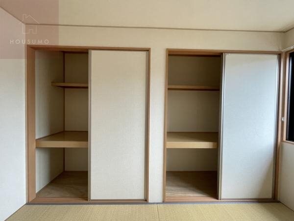 収納(こまごまとしたものを収納できそうですね)