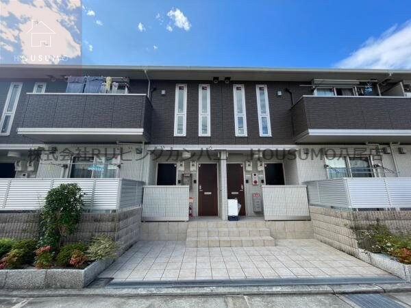 物件外観写真3　(外観は落ち着いています)