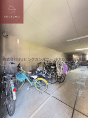 物件外観写真2　(駐車場完備です)