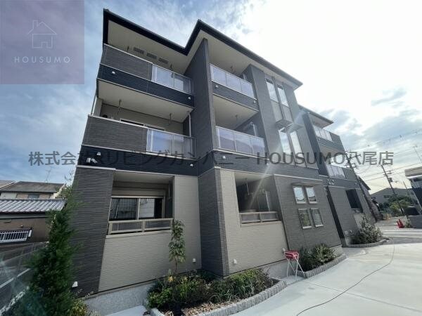 物件外観写真4　(外観です)