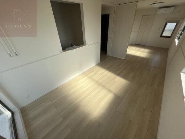 物件内観写真23　(使いやすい居間です)