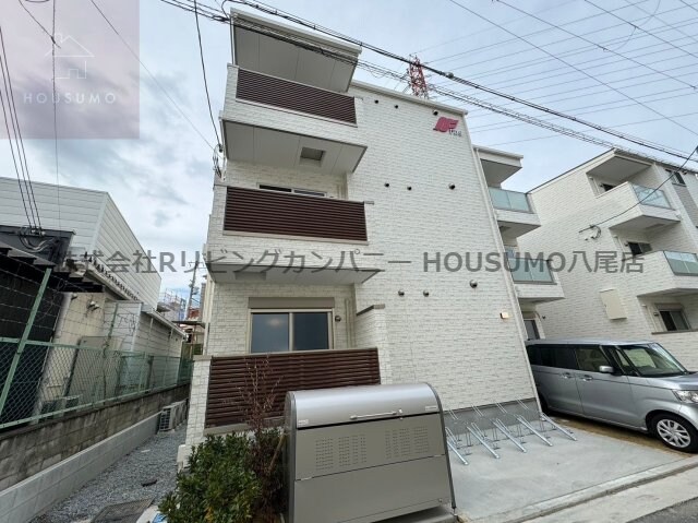 物件外観写真3　(外観もきれいです)