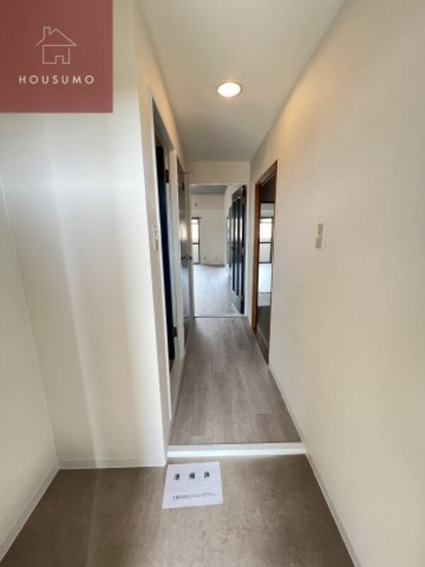 玄関(毎日通る玄関はこちらです)