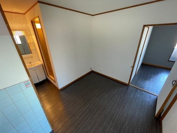 物件内観写真4　(使いやすいリビングです)