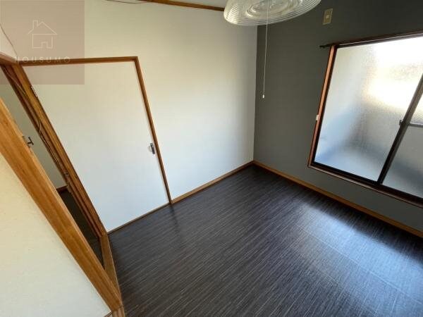 寝室(使い勝手のいい寝室です)