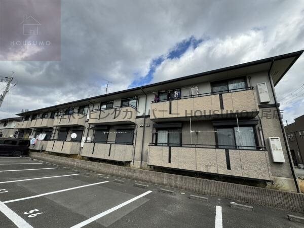 物件外観写真4　(物件の外観です)