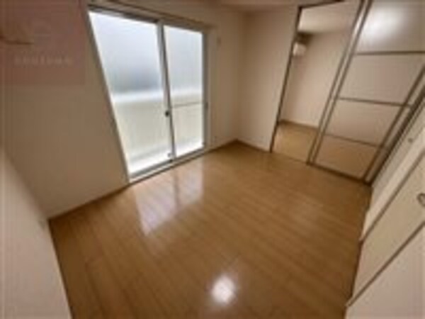 洋室(コンパクトで使いやすい洋室です)