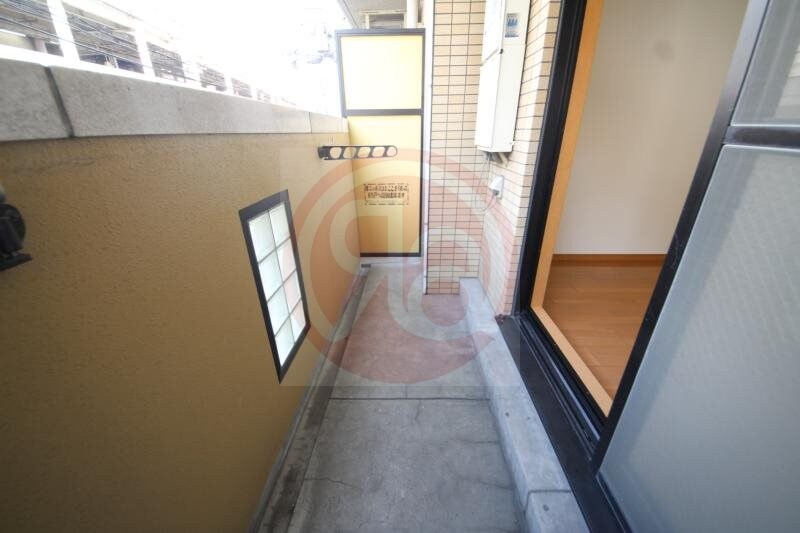 物件内観写真17　(広々としたバルコニーです)