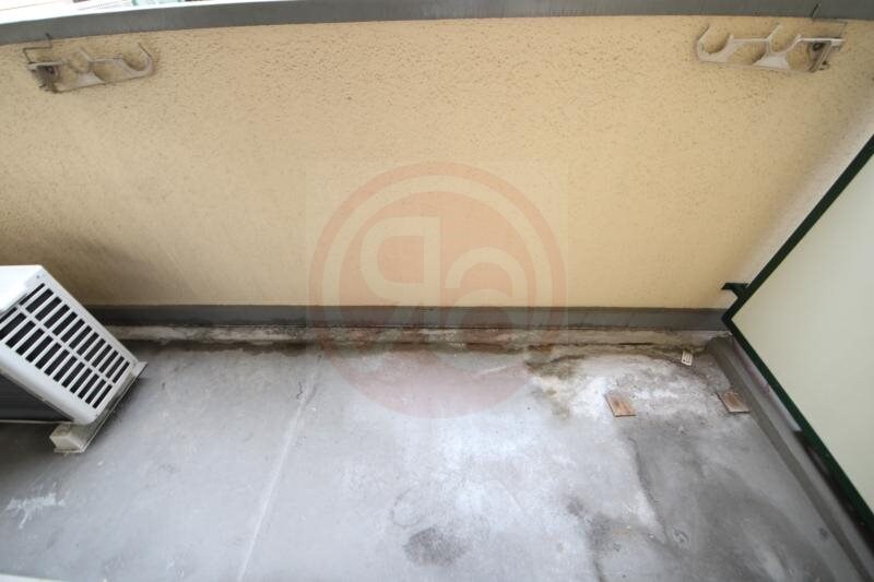 物件内観写真20　(広々としたバルコニーです)